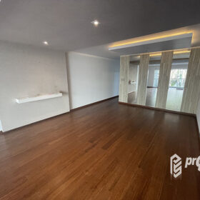 Lindo Flat en zona tranquila de Chacarilla