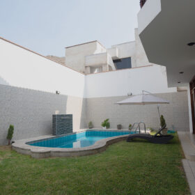 OPORTUNIDAD!!! Casa con departamento -Rinconada del lago